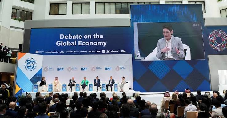 Finance Minister Muhammad Aurangzeb meets international officials at the IMF and World Bank annual meetings in Bangkok